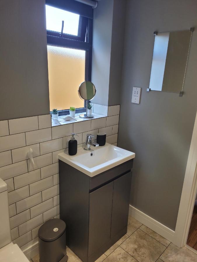 Forest Cedar Lodge, Forest Of Dean Apartment Cinderford