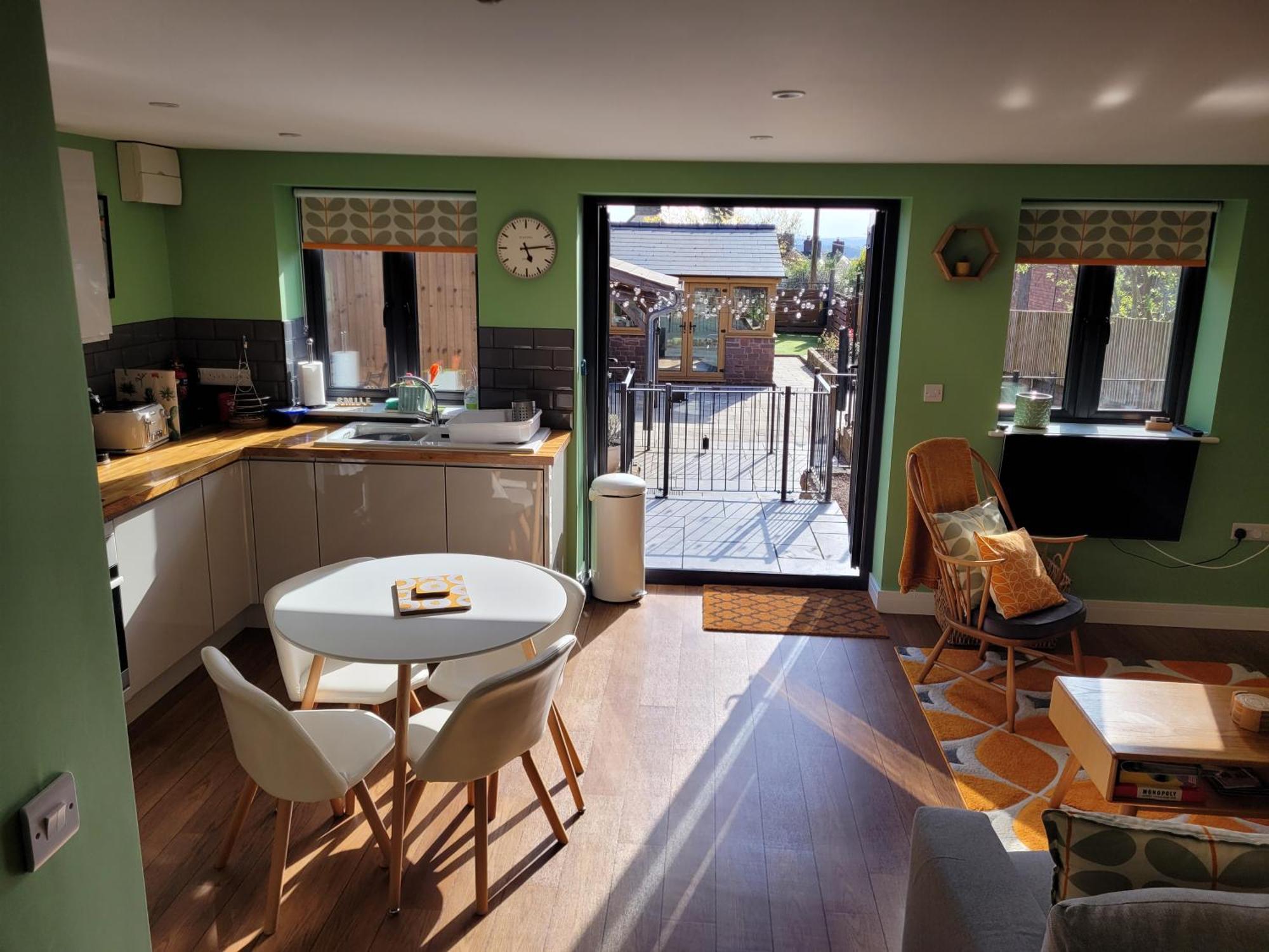 Forest Cedar Lodge, Forest Of Dean Apartment *