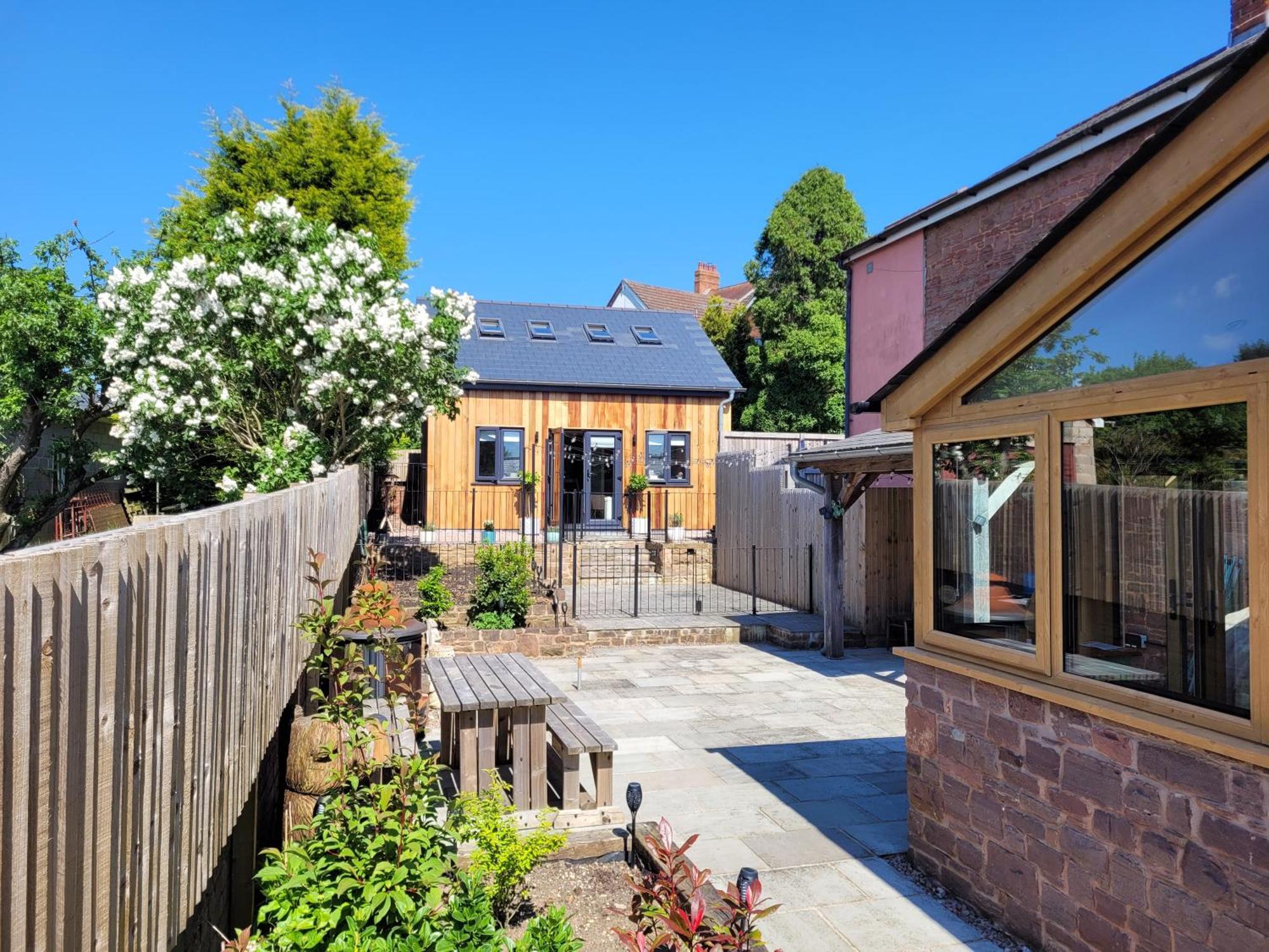 Forest Cedar Lodge, Forest Of Dean Apartment *
